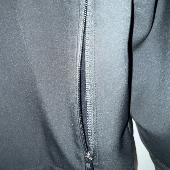 Columbia Omni Shiel men’s Large soft shell long sleeve zip up black jacket - Picture 6 of 8